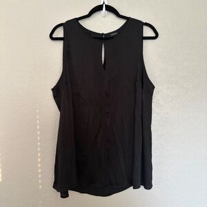 Torrid Women's Size 1 Black Shine Crinkle Gauze Swing Sleeveless Keyhole Tank